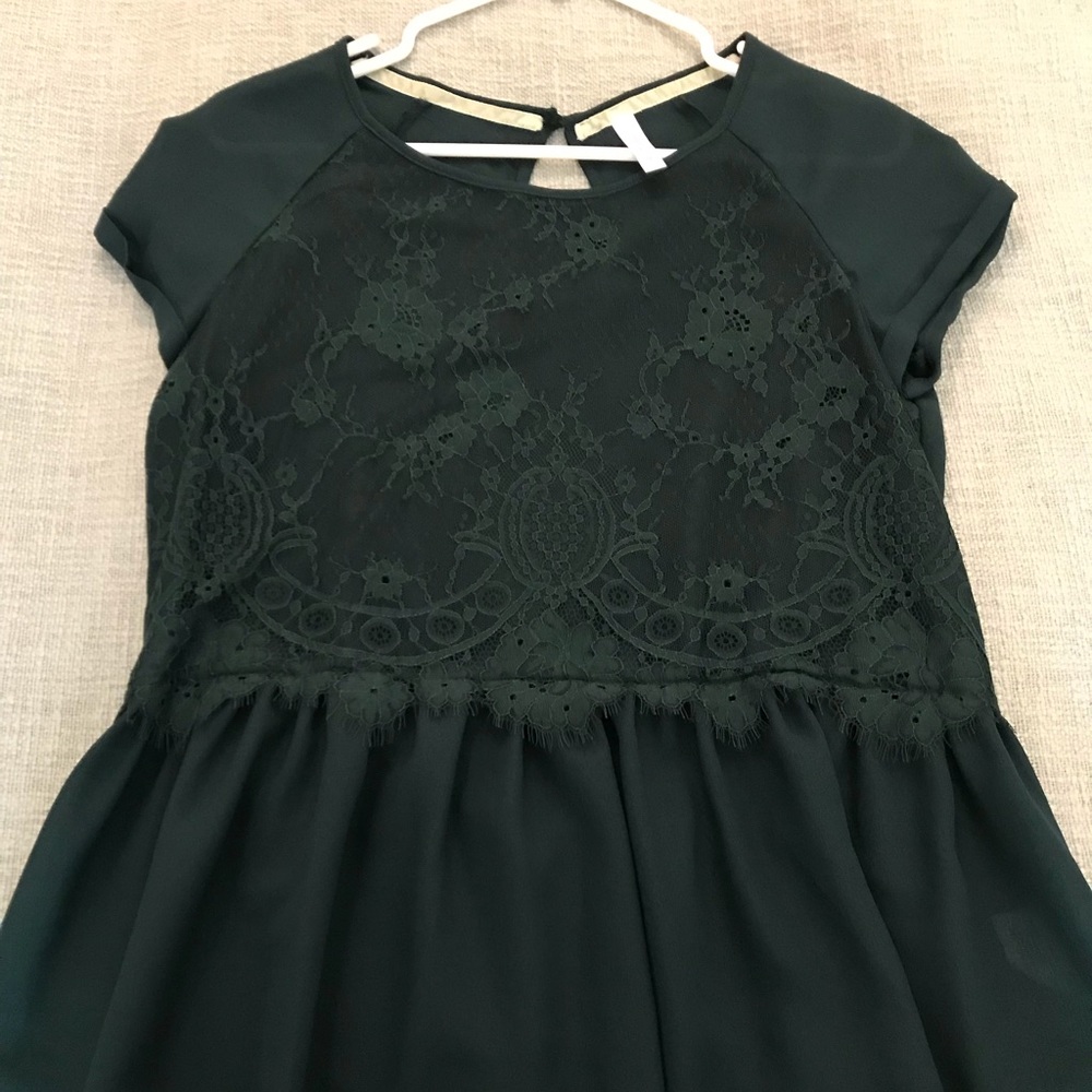 Xhiliration by Target Green Lace Top